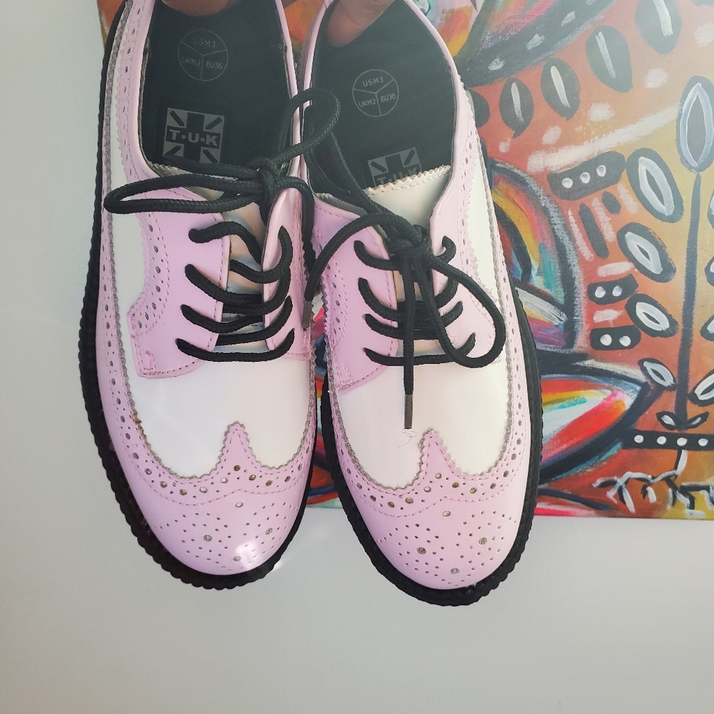 Pink and white brogue sz 5. Worn 2x love this shoe, making room